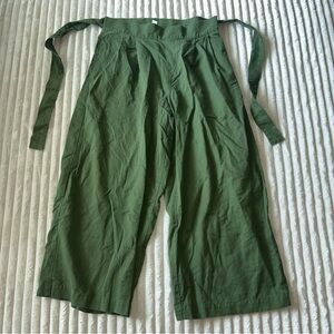 Amour Vert Green Wide Leg Pants/Capris